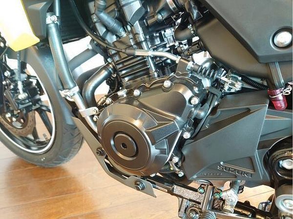 スズキ Vストローム250 250アドベンチャー 9
