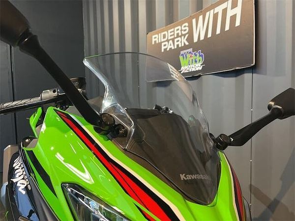 カワサキ ニンジャ 400 街乗りからサーキットまで☆人気車種の為、お早めにご検討くださいませ☆ 3