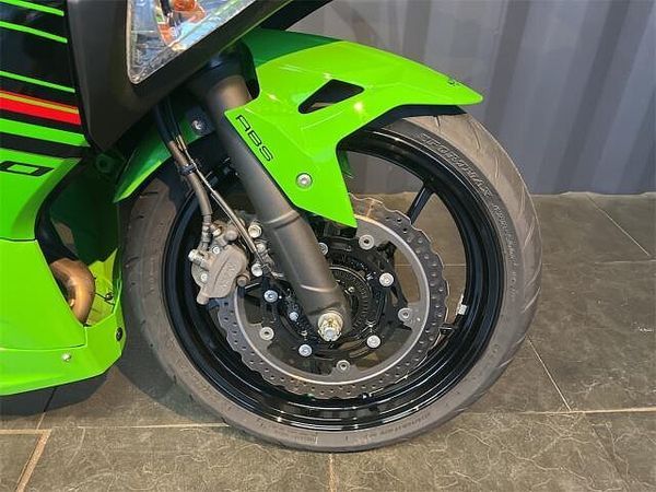 カワサキ ニンジャ 400 街乗りからサーキットまで☆人気車種の為、お早めにご検討くださいませ☆ 8