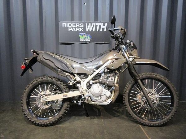 カワサキ KLX230 シェルパ ローダウン仕様 店頭にて実際にお試しくださいませ!入荷数僅少につき、お早めにご検討くださいませ☆ 1