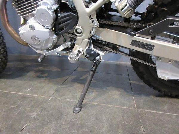 カワサキ KLX230 シェルパ ローダウン仕様 店頭にて実際にお試しくださいませ!入荷数僅少につき、お早めにご検討くださいませ☆ 5