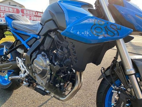 スズキ GSX-8S NEWモデル入荷しました!乗って楽しいバイク是非ご体感ください! 6