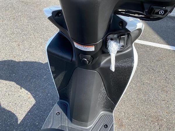 ホンダ ディオ110 毎日の移動に経済的でぴったりなスクーター! 7
