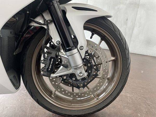 ホンダ VFR800F VFR800F グリップヒーター TSR製マフラー 10