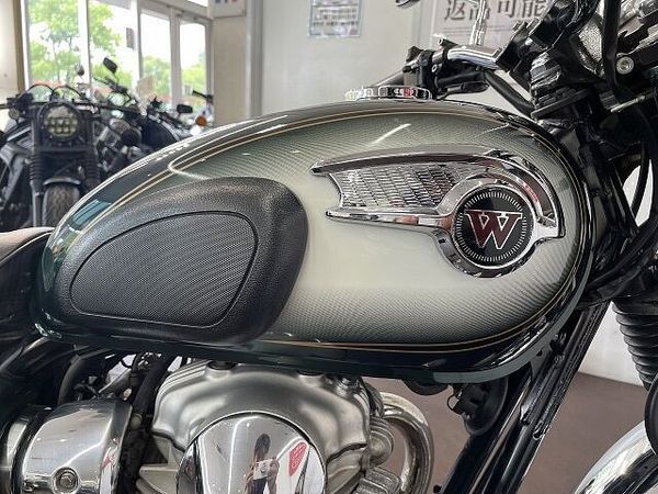 カワサキ W800 W800 2011年モデル サイドバック装備 9