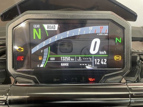 カワサキ Z900 Z900 バックステップ フェンダレス 2023年モデル 6