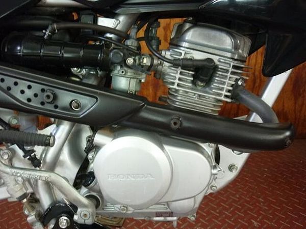 ホンダ XR50モタード ☆XR50モタード☆ブラック☆タイヤ前後新品☆路面を選ばず遊べるバイク 9