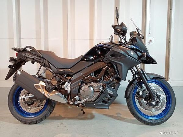 スズキ Vストローム650XT スズキVストローム650XT入荷致しました!エンジン機関良好☆当店1押車輌です☆ 1