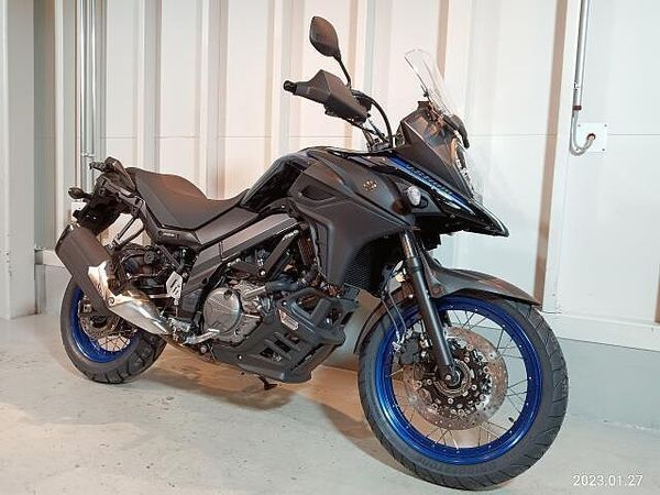 スズキ Vストローム650XT スズキVストローム650XT入荷致しました!エンジン機関良好☆当店1押車輌です☆ 2