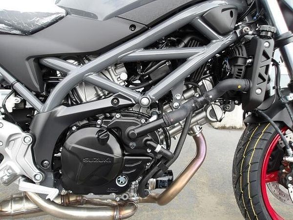 スズキ SV650 次回入荷未定のため探していた方はお早めにどうぞ 5