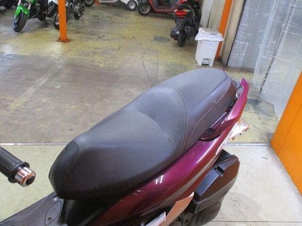 ヤマハ マジェスティS 2016年マイナーチェンジ後モデルのマジェスティSが入荷!ローダウン済みで乗りやすい! 4