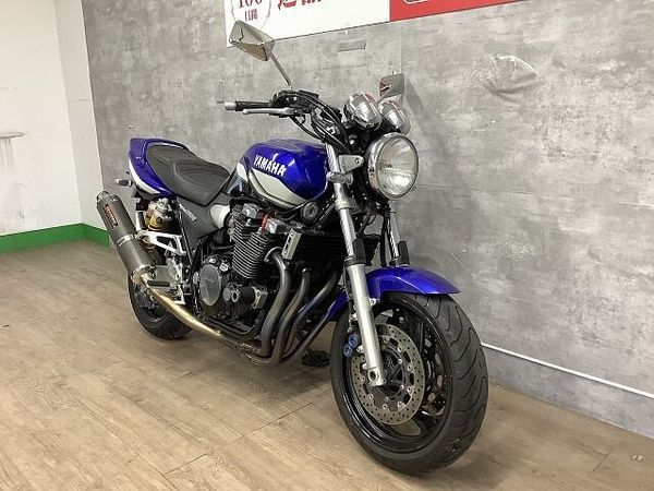 ヤマハ XJR1300 XJR1300 ヨシムラマフラー エンジンスライダー ウィンカーカスタム 2
