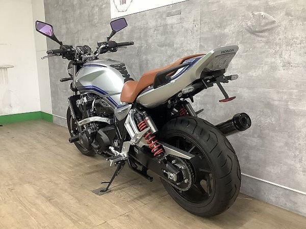 ホンダ CB1300スーパーフォア CB1300スーパーフォア ETC&グリップヒーター標準装備 アクティブ製サブフレーム 6