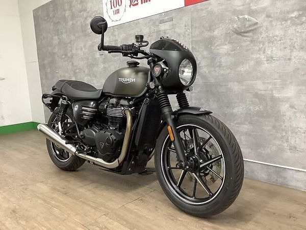 トライアンフ STREET TWIN ストリートツイン キーレスタンクキャップ 2021年モデル サイドバッグサポート 2