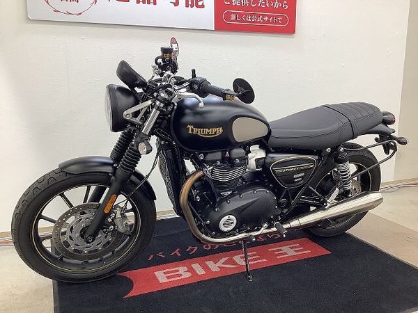トライアンフ STREET TWIN ストリートツイン 2022年モデル エンジンガード サイドバックステー装備 6