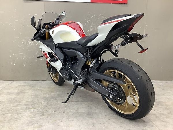 ヤマハ YZF-R7 YZF-R7 2022年モデルエンジンスライダー、マルチバー装備リアフェンダレスカスタムス 5