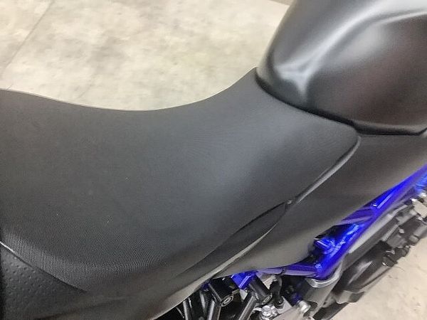 スズキ SV650 SV650 2021年モデルグリップ、レバー等カスタム前後ミツバ製ドラレコ装備 8