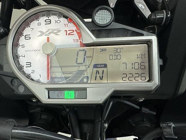 BMW S1000XR S1000XR 2017年モデルスペアキーありエンジンガード装備 5