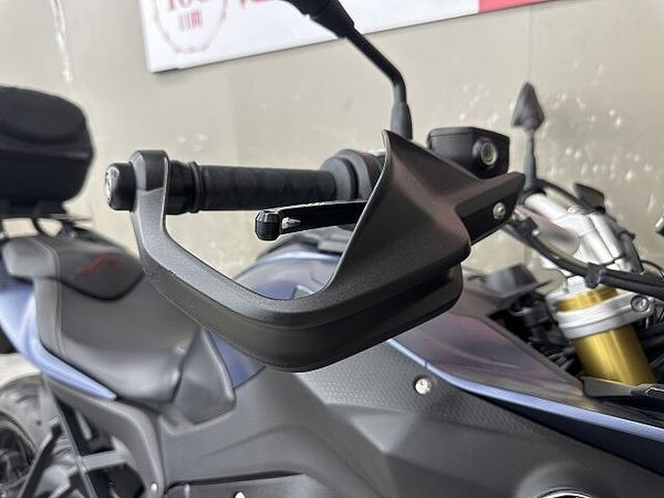 BMW S1000XR S1000XR 2017年モデルスペアキーありエンジンガード装備 9