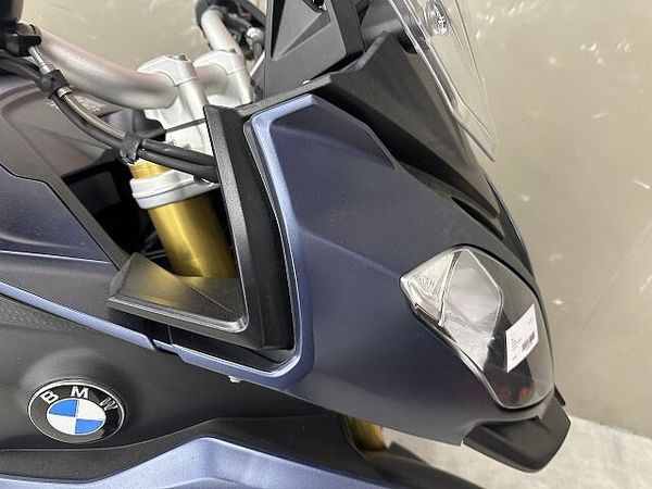 BMW S1000XR S1000XR 2017年モデルスペアキーありエンジンガード装備 10