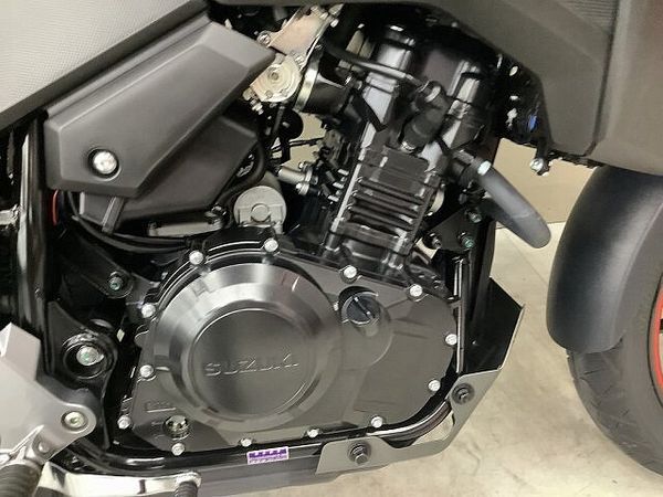 スズキ Vストローム250 Vストローム250ABS ワンオーナー!グリップヒーター、ヘルメットホルダー装備!スペアキ 8