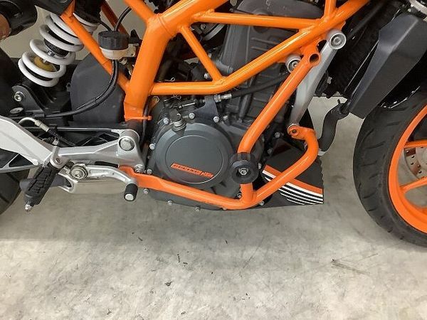 KTM 390 DUKE 390デューク エンジンガード、ヘルメットホルダー装備!スペアキーあり! 6