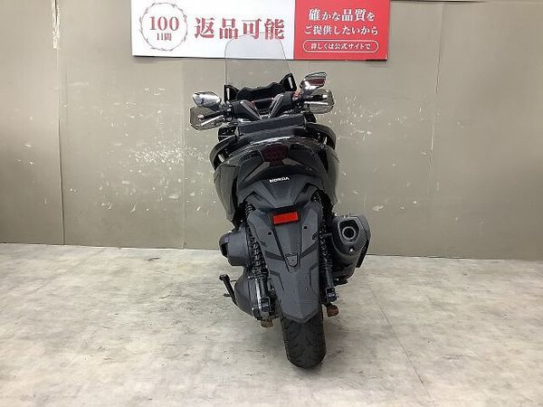 ホンダ フォルツァ(MF06) フォルツァ 2018年モデル!!リアキャリア、マルチバー装備!!ステップボードカスタム!! 9
