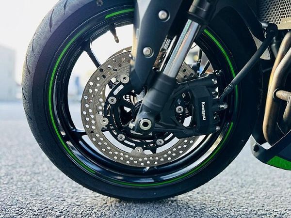 カワサキ ZX-4R ZX-4R SE 10
