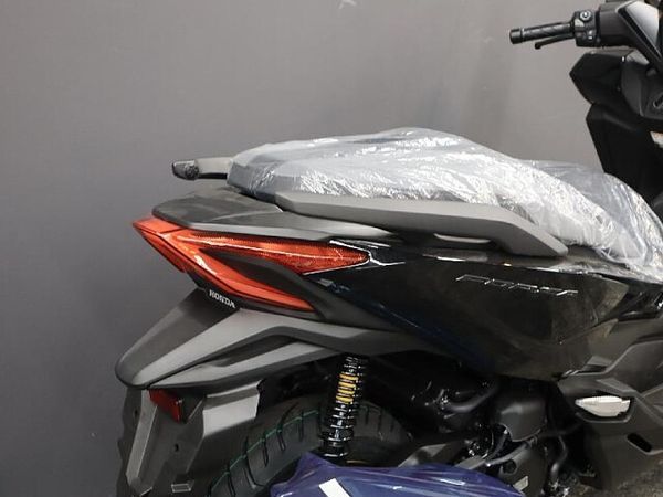ホンダ フォルツァ(MF06) 【新車在庫あり】即納可能です! フォルツァ 6