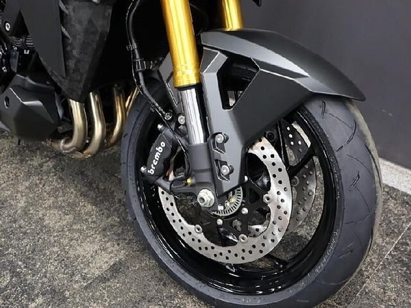 スズキ GSX-S1000 【新車在庫あり】即納可能です! GSX-S1000 4