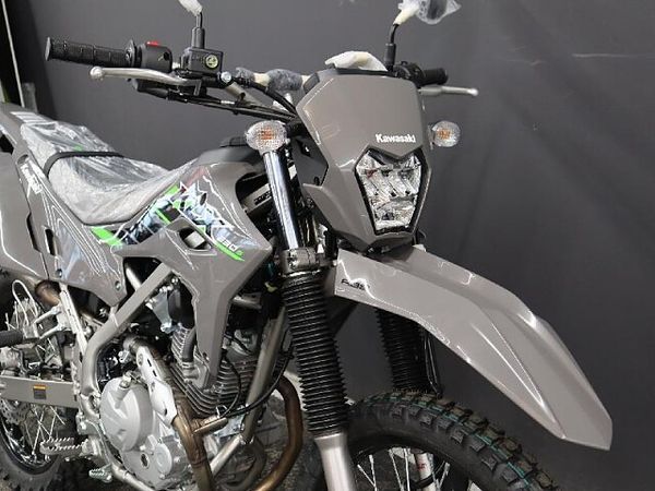 カワサキ KLX230S 【新車在庫あり】即納可能です! KLX230S 2