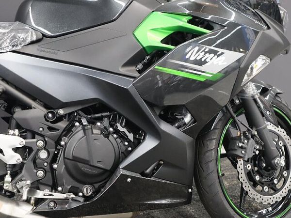 カワサキ ニンジャ 250 【新車在庫あり】即納可能です! Ninja250 9