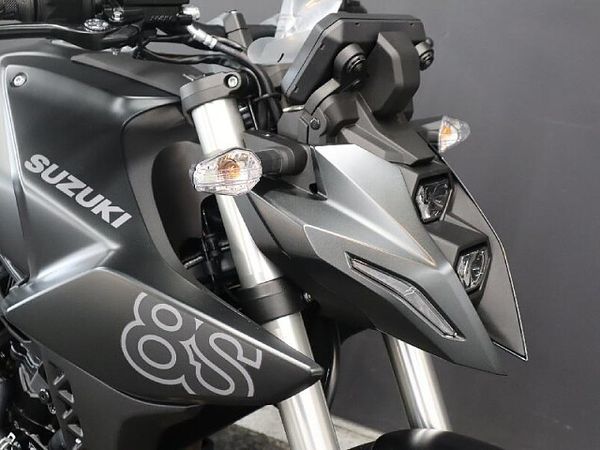 スズキ GSX-8S 【新車在庫あり】即納可能です! GSX-8S 3