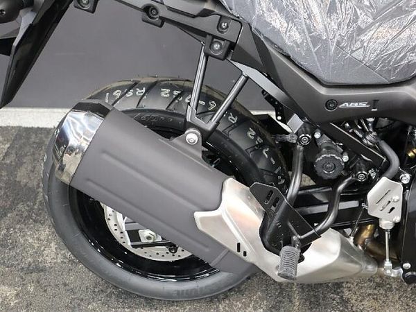 スズキ Vストローム650 【新車在庫あり】即納可能です! Vストローム650 6