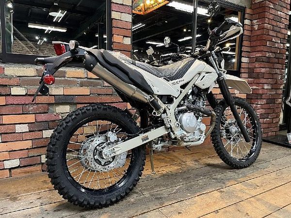 カワサキ KLX230 シェルパ 【新車在庫あり】即納可能です! KLX230シェルパ 3