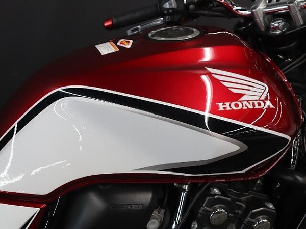 ホンダ CB400スーパーフォア CB400SF 5