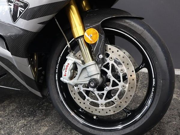 トライアンフ トライアンフ その他 デイトナ765Moto2ED 6