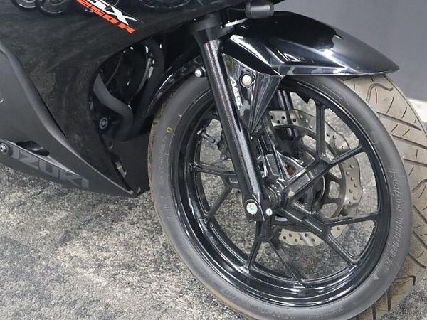 スズキ GSX250R GSX250R ABS 5