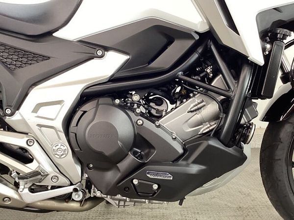ホンダ NC750X デュアルクラッチトランスミッション 3