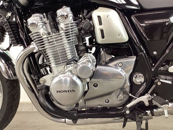 ホンダ CB1100 EX 4