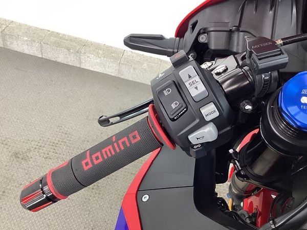 ホンダ CBR600RR 10