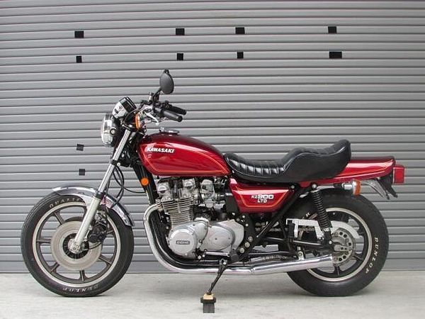 カワサキ Z900 (KZ900) 非常に程度の良い車両が入荷しました! 9