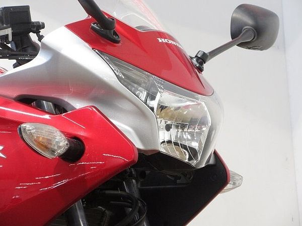 ホンダ CBR250R (MC17/19) 【マル得車両】CBR250R/ABS/モリワキ製フルエキマフラー/バックレスト装備 8