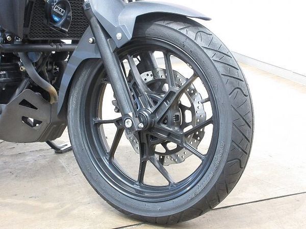 スズキ Vストローム250 V-Strom 250/ABS/フルパニア装備/ヘルメットホルダー装備 9