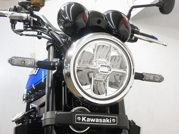 カワサキ Z900RS Z900RS/ABS/ETC標準装備/ZR900K型/ロングテールカウル/ 9