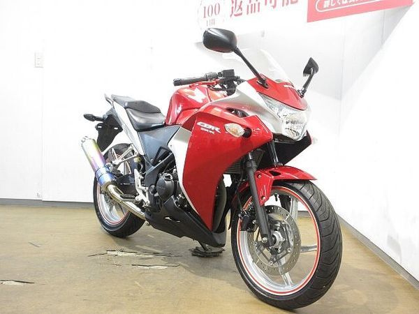 ホンダ CBR250R (MC17/19) CBR250R/MC41型/モリワキマフラー装備/カスタムレバー装備 2