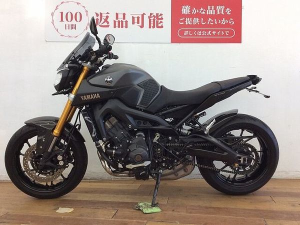 ヤマハ MT-09 MT-09 ★☆カーボンフェンダー ストライカーバックステップ その他カスタム多数☆★!! 3