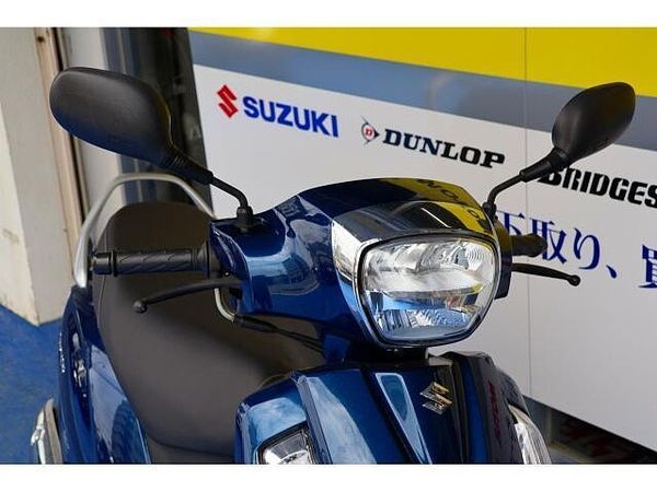 スズキ アドレス125 他社にないクラシカルデザインで人気の現行アドレス。走行距離少ない中古車です! 5