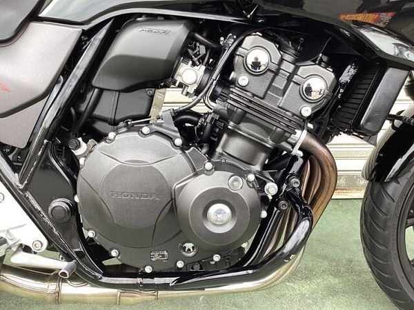ホンダ CB400スーパーボルドール 3