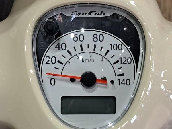 ホンダ スーパーカブ110 スクーター、カブ、原付2種大量展示!品質、在庫数に自信あり!!常設新車展示場オープン!! 3